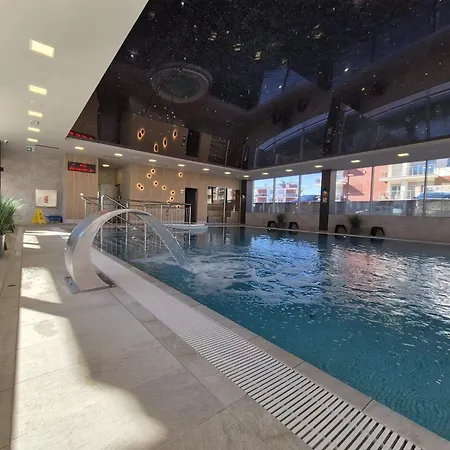 Reko Z Basenem I Tuż Przy Plaży Apartament