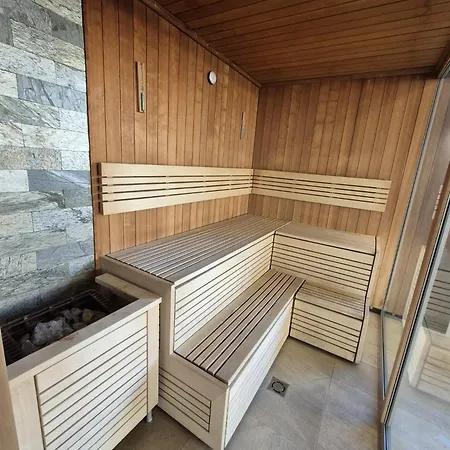 Reko Z Basenem I Tuż Przy Plaży Apartament Rewal