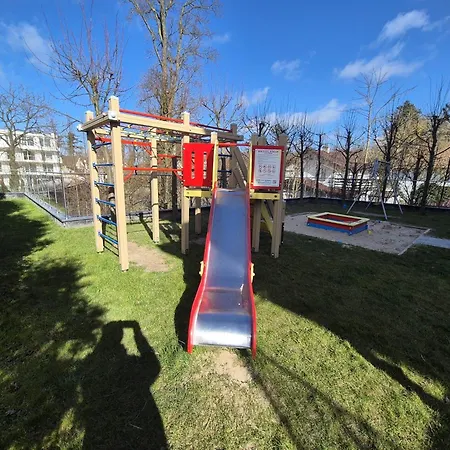 Reko Z Basenem I Tuż Przy Plaży * Rewal