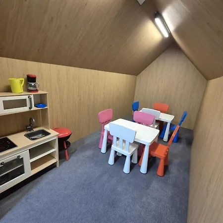 Reko Z Basenem I Tuż Przy Plaży * Rewal