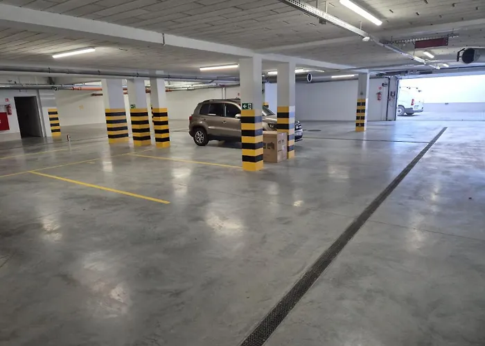 Reko Z Basenem I Tuż Przy Plaży * Rewal