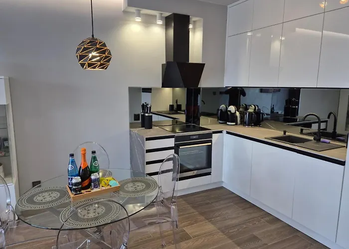 Reko Z Basenem I Tuż Przy Plaży Apartament *