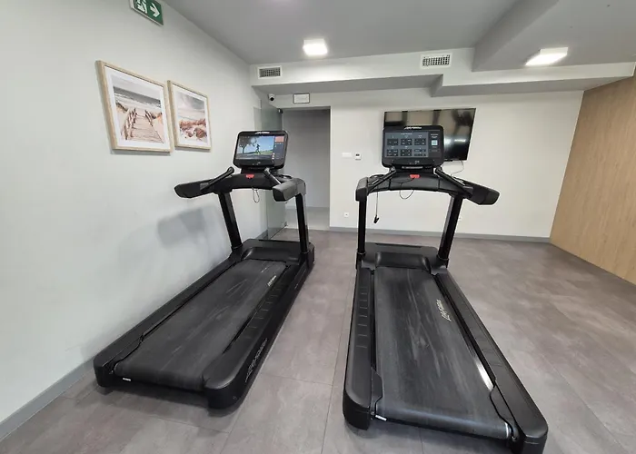 Reko Z Basenem I Tuż Przy Plaży *